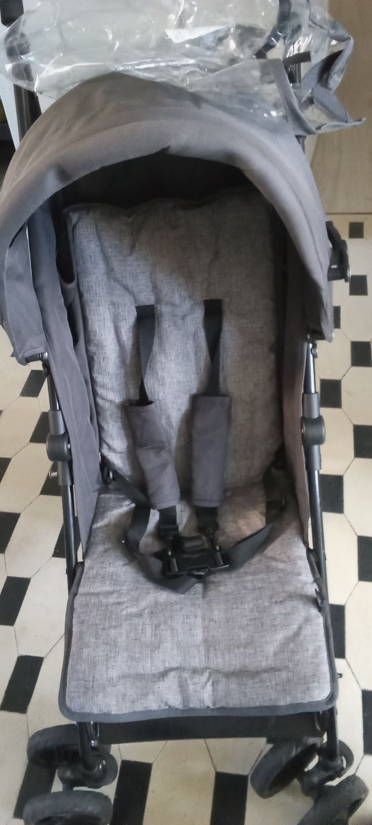 Vendo carro para bebê