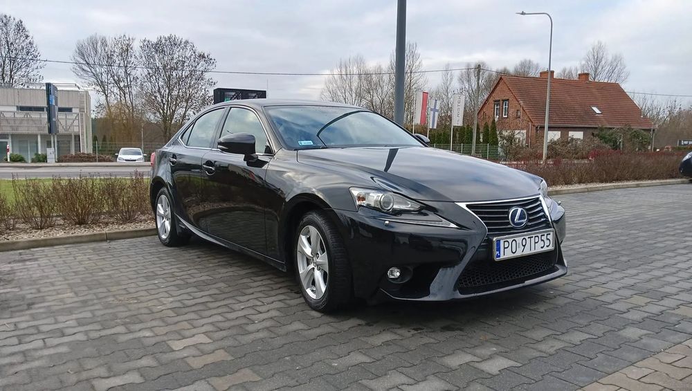 Lexus IS Lexus IS300h – Bezawaryjna hybryda w doskonałym stanie!