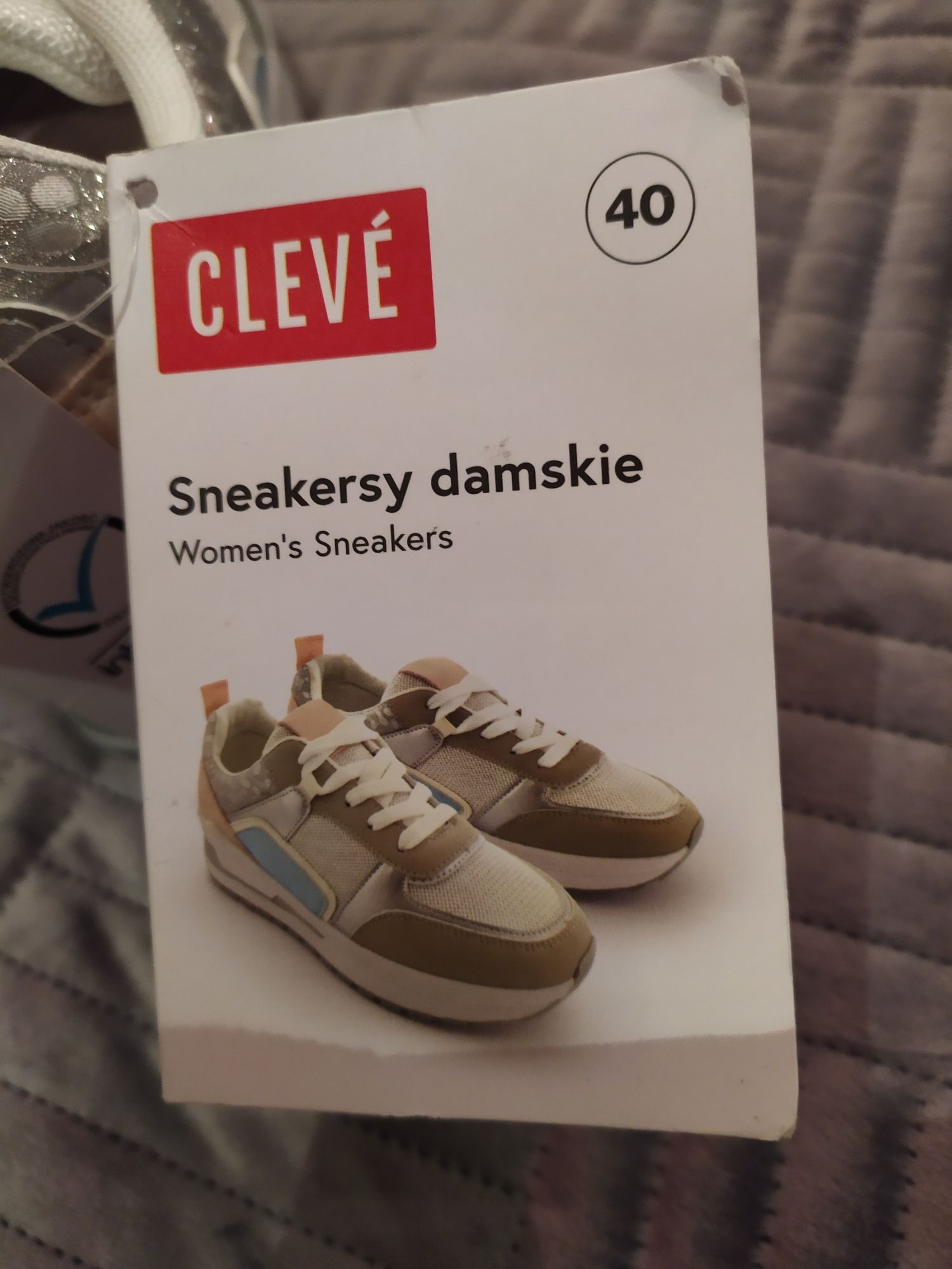 Nowe Buty sportowe sneakersy damskie Cleve r. 40/39