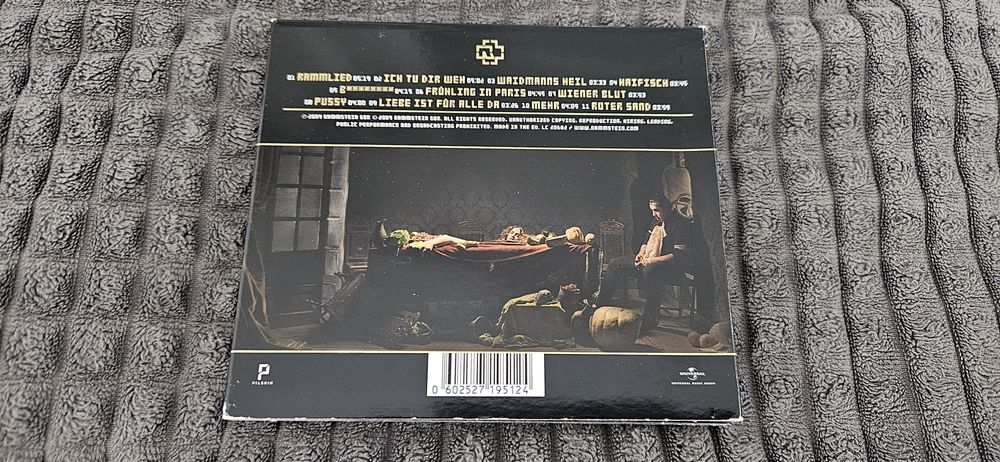 Rammstein  - Liebe ist fur Alle da.