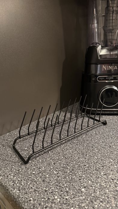 Uchwyt na talerze pokrywki