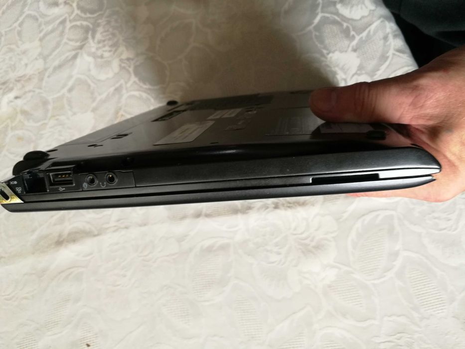 TOSHIBA Portege R700