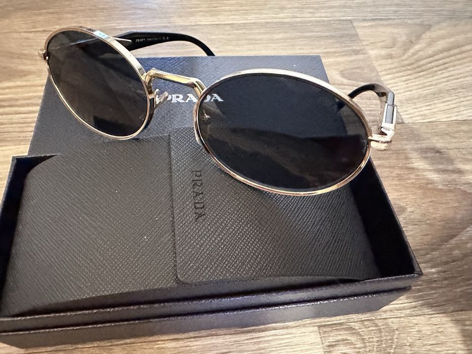 Окуляри  овали Prada