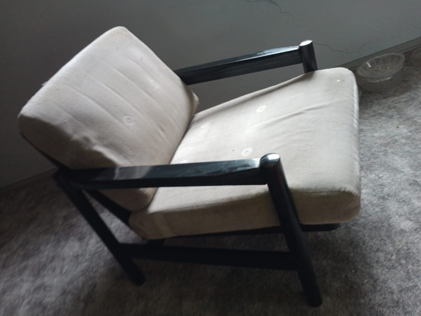 Fotel  z PRL z poduszkami
