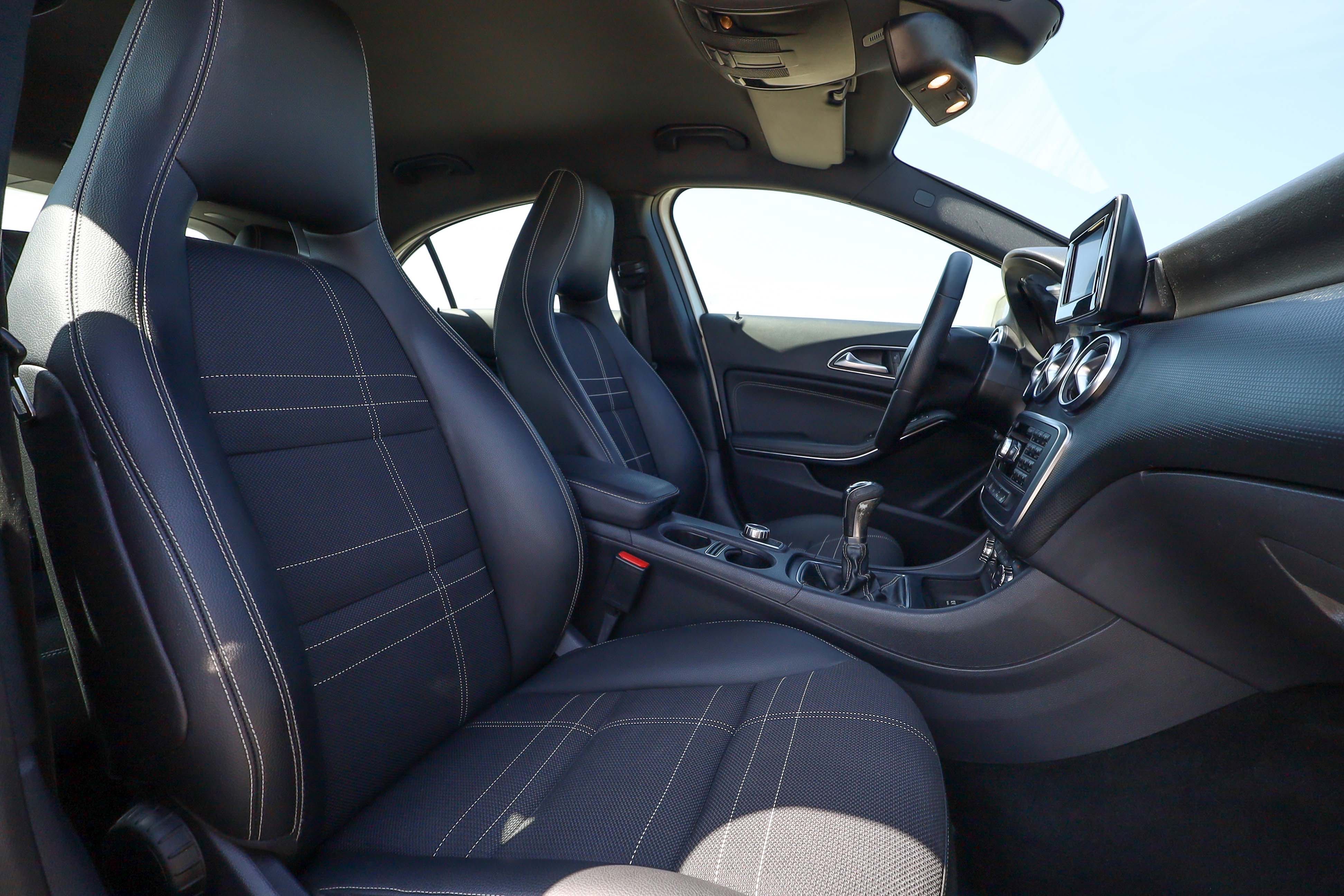 Mercedes Benz A 180 - Desde 150 € / mês
