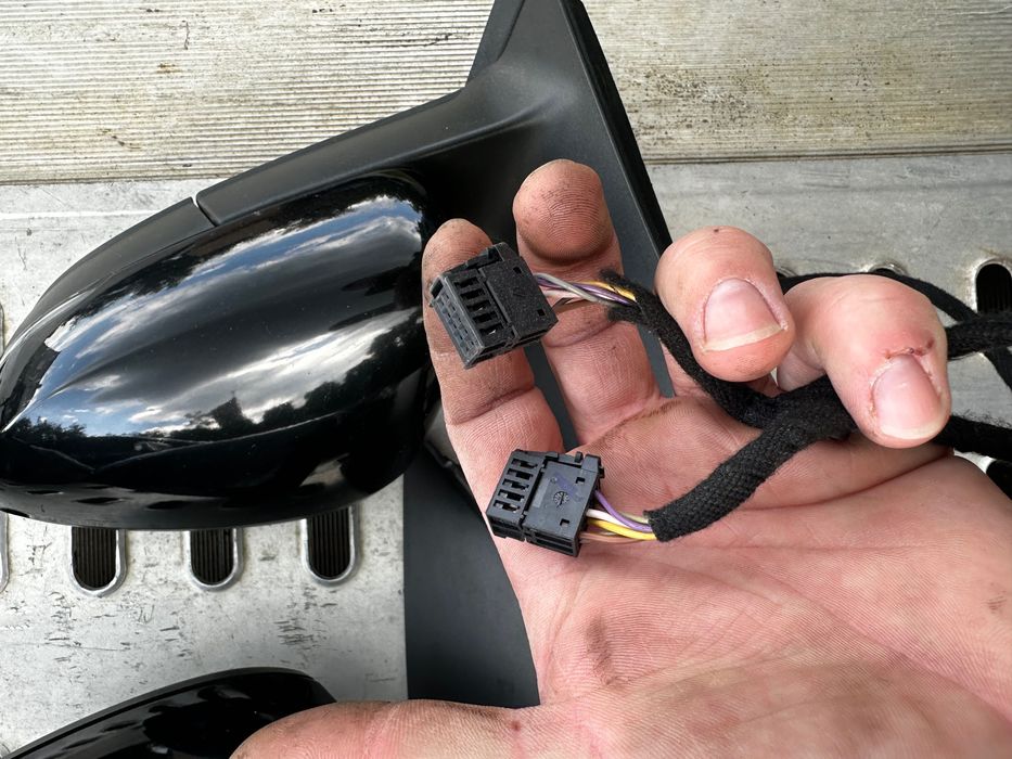 Lusterko prawe Vw polo 6r 6 pin lz9x