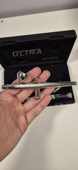 Aerograf Ultra Harder & Steenback