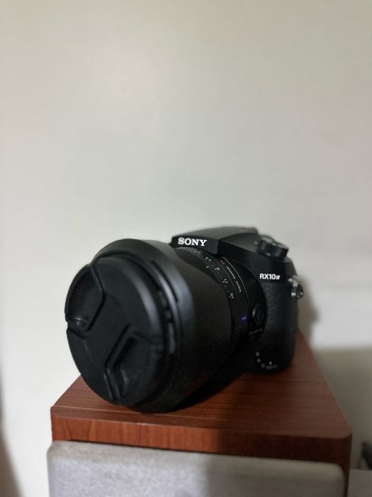 Sony RX 10 mark iv