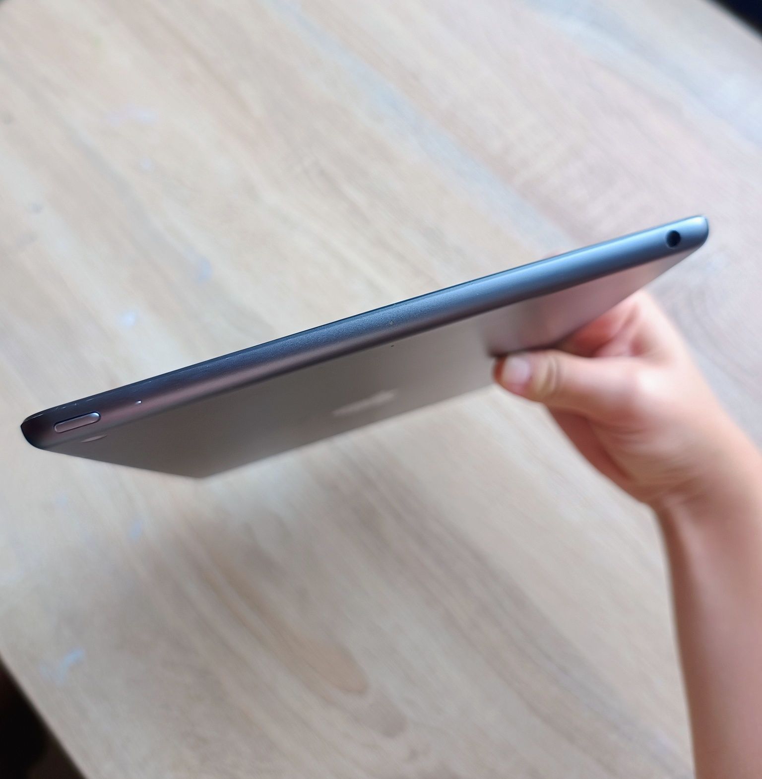 Ipad 8 32 ГБ ідеальний стан