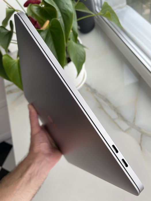 Apple MacBook Pro 13-inch Space Gray with M1 Chip (MYD82LL/A)