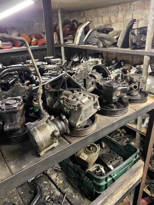 Форд Транзит на запчастини бампер капот крило фара