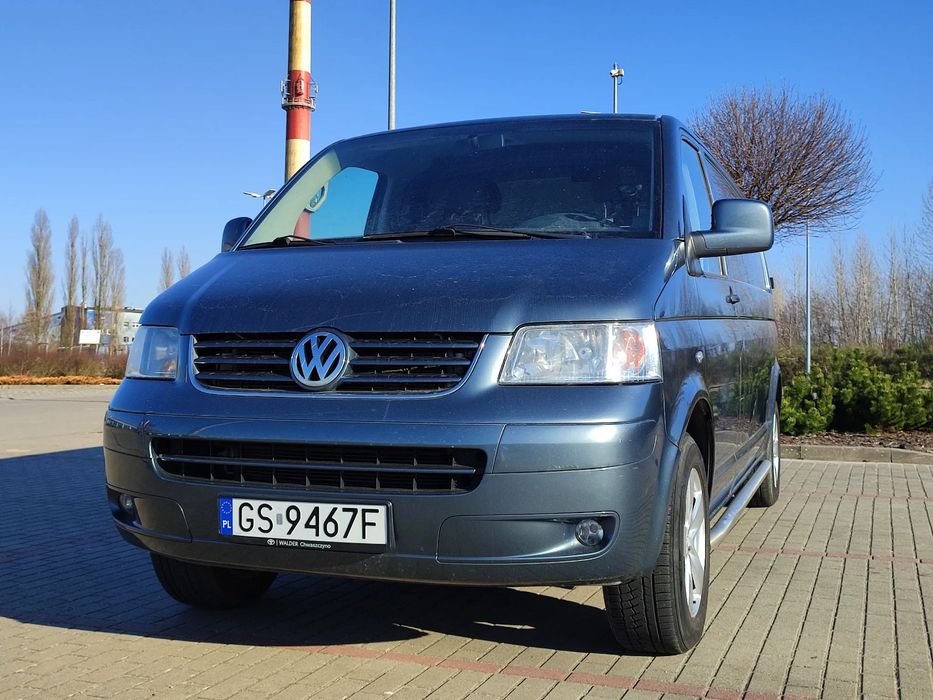 Volkswagen T5 Long L2H1 2.5TDI Klima, Alu, Skrzydełka, Podłokietniki, Po pełnym serwisie  T5  High Line L2H1 2.5TDI fabrycznie bez DPF; AC long 3-os Alu