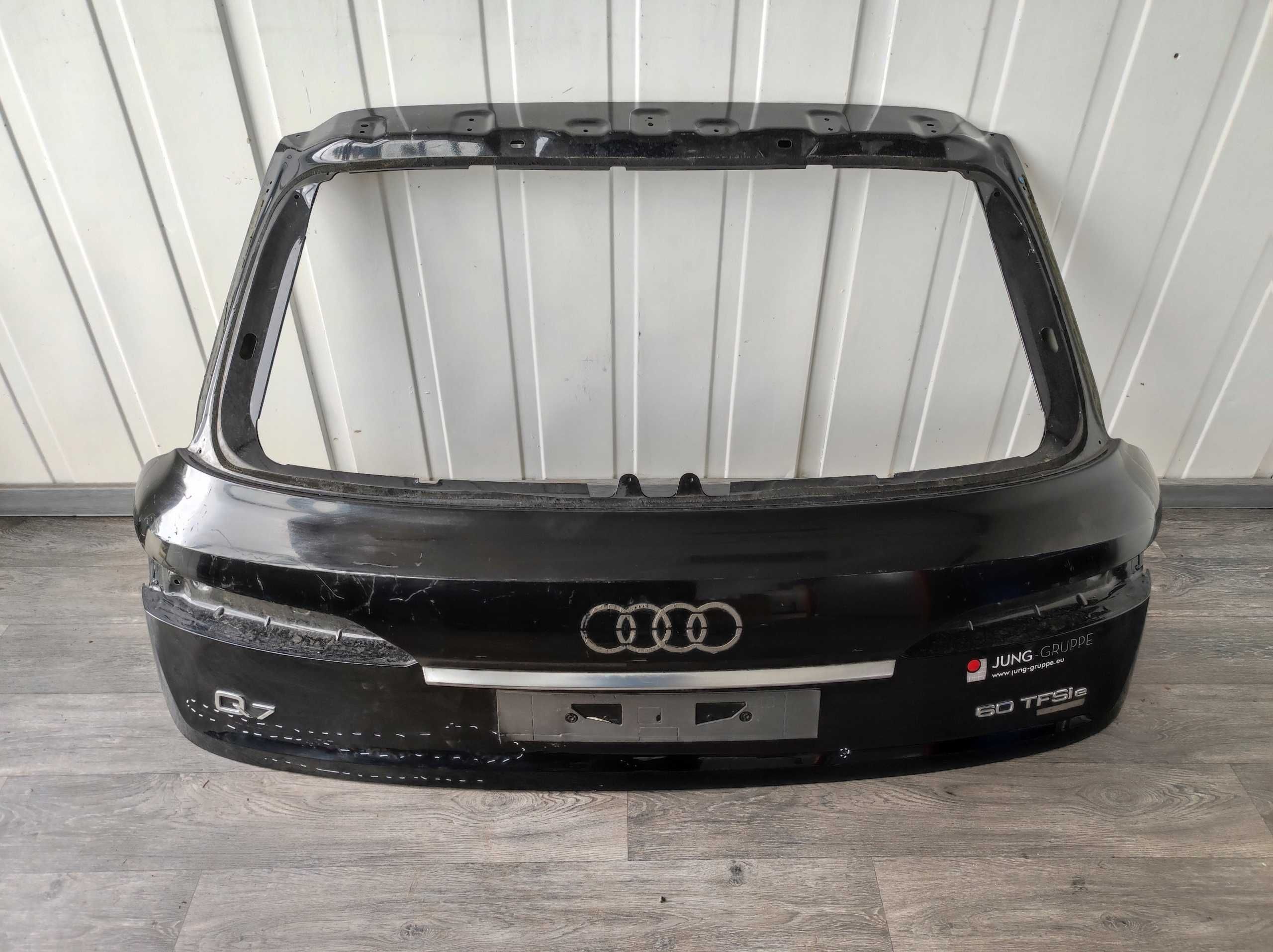 Audi Q7 4M ляда кришка багажника рест дорест
