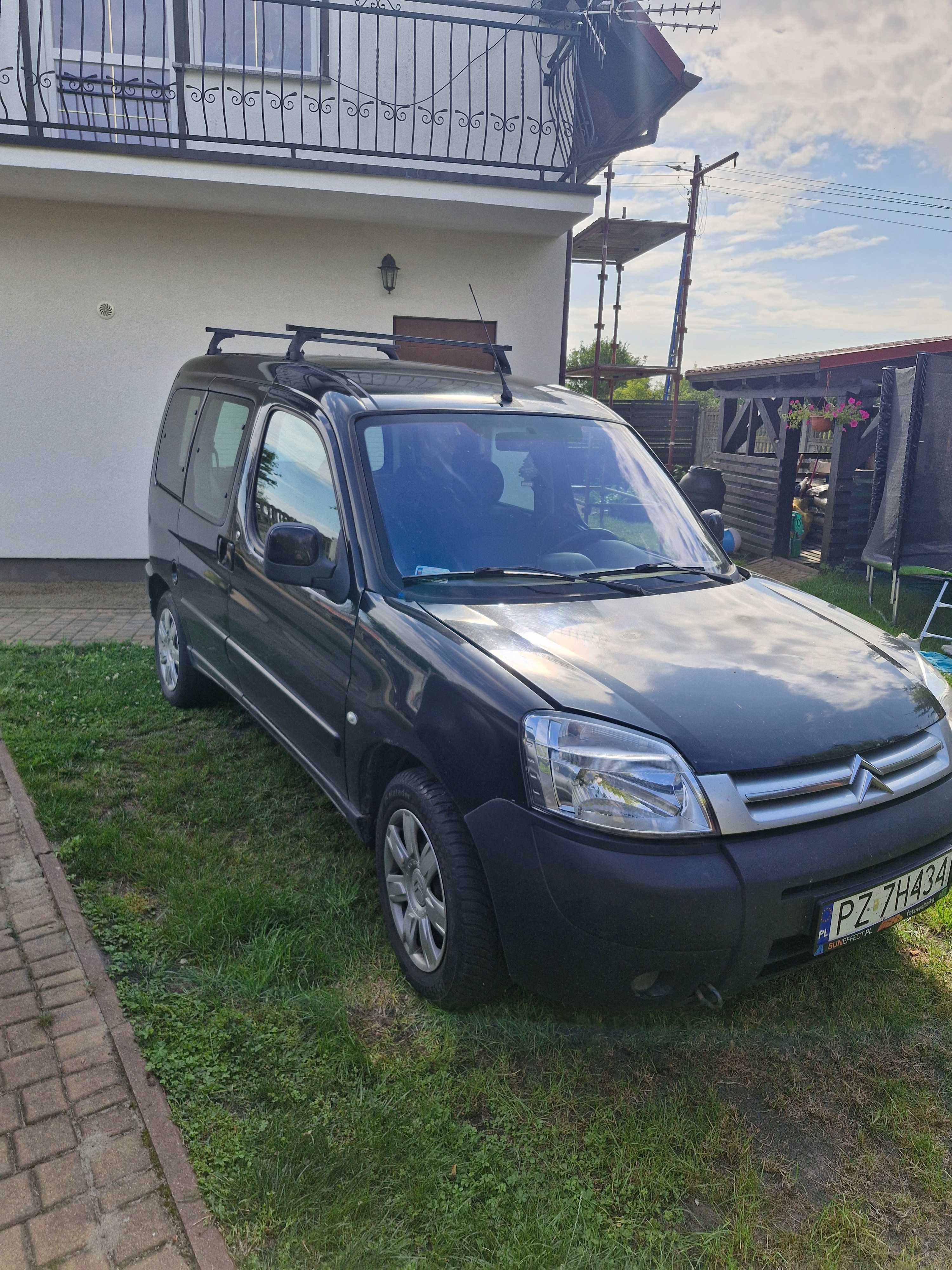 Citroen Berlingo 1.6 gaz. 2005r