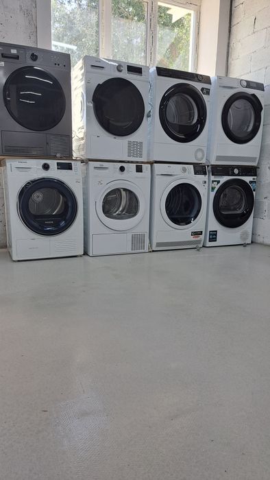 Сучасна сушильна машина з тепловим насосом Bosch Serie8 wws9tr