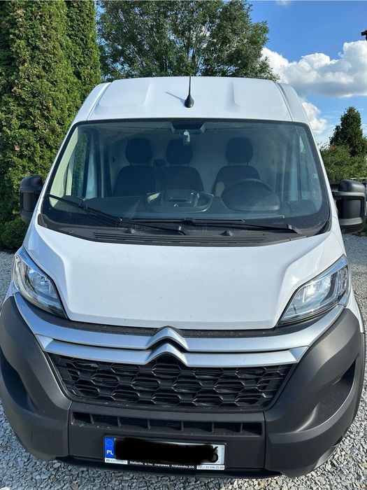 Wynajm wypożyczalnia samochodu dostawczego (busa)