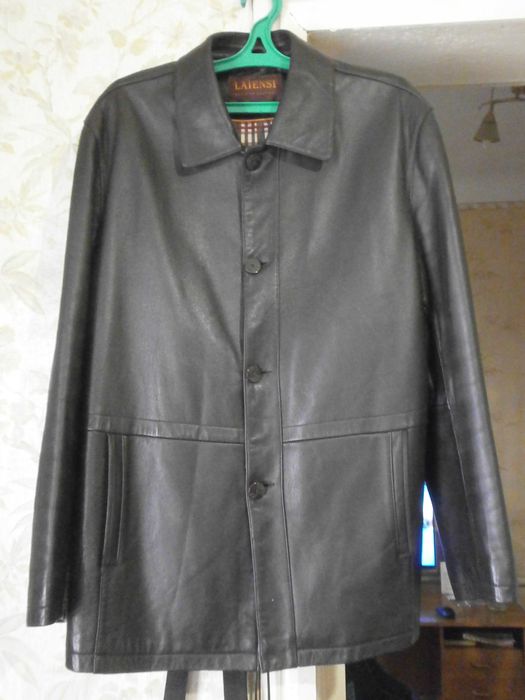 Куртка кожаная на пуговицах
