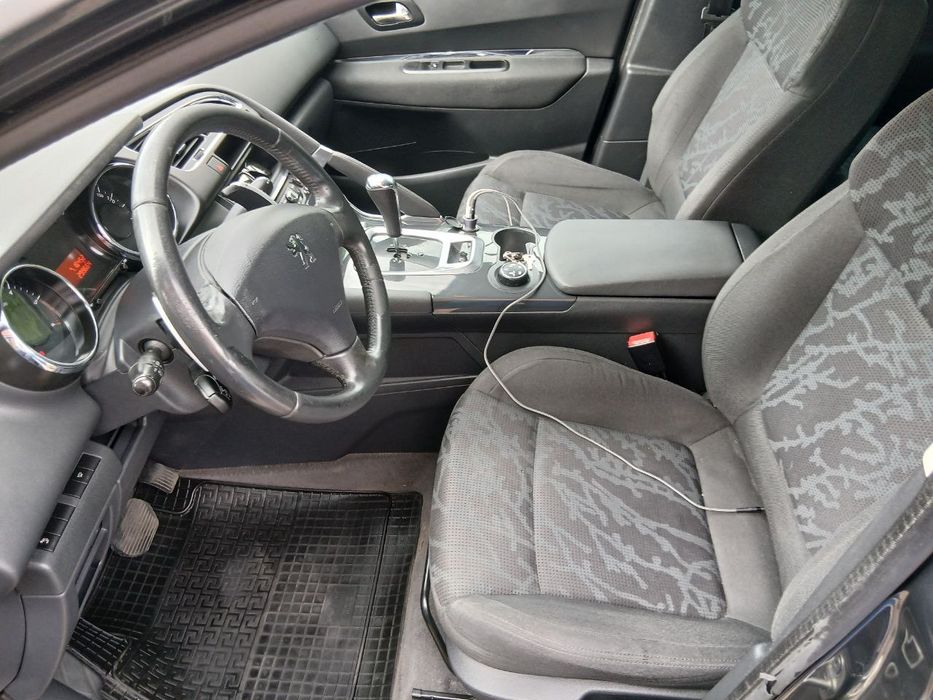 Продаж Peugeot 3008