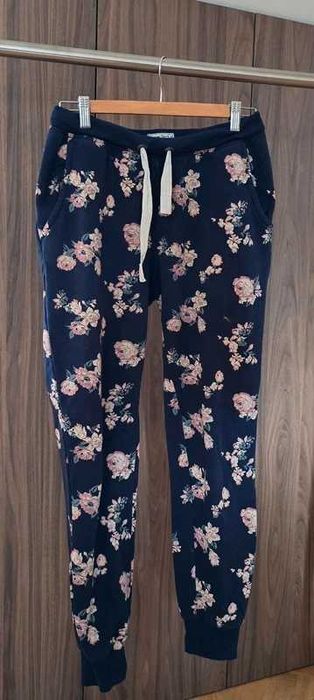Spodnie dresowe bawełna w kwiaty