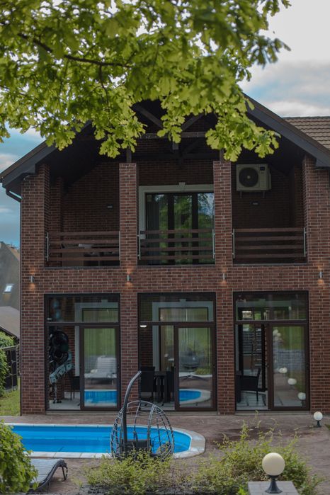 Подобово дом / посуточно дом с. Стоянка. Новий. Є генератор