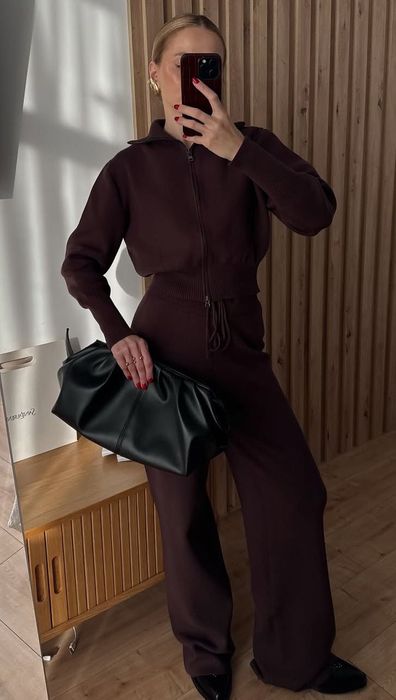 Коричневий костюм з преміальної пряжі бренду vsv.ua