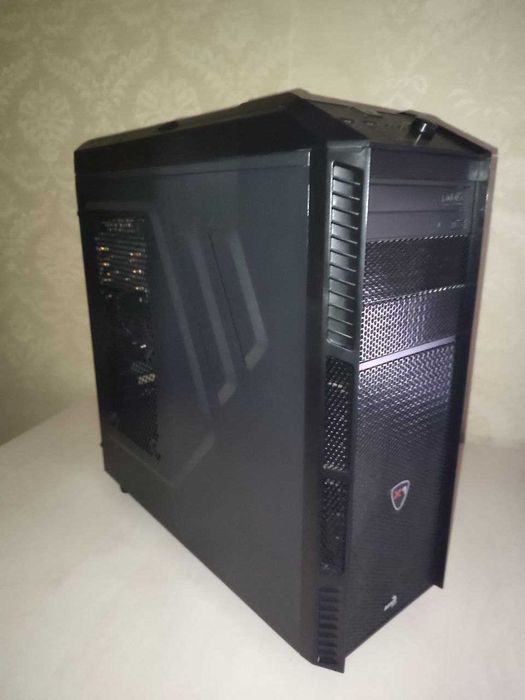 PC Int i7-4770K 3.5GHz,GTX960 4GB,DDR3-32GB,SSD 500GB,2HDD 1T,DVD±R/RW