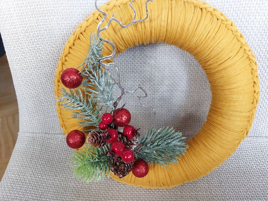 Wianek wieniec bożonarodzeniowy świąteczny