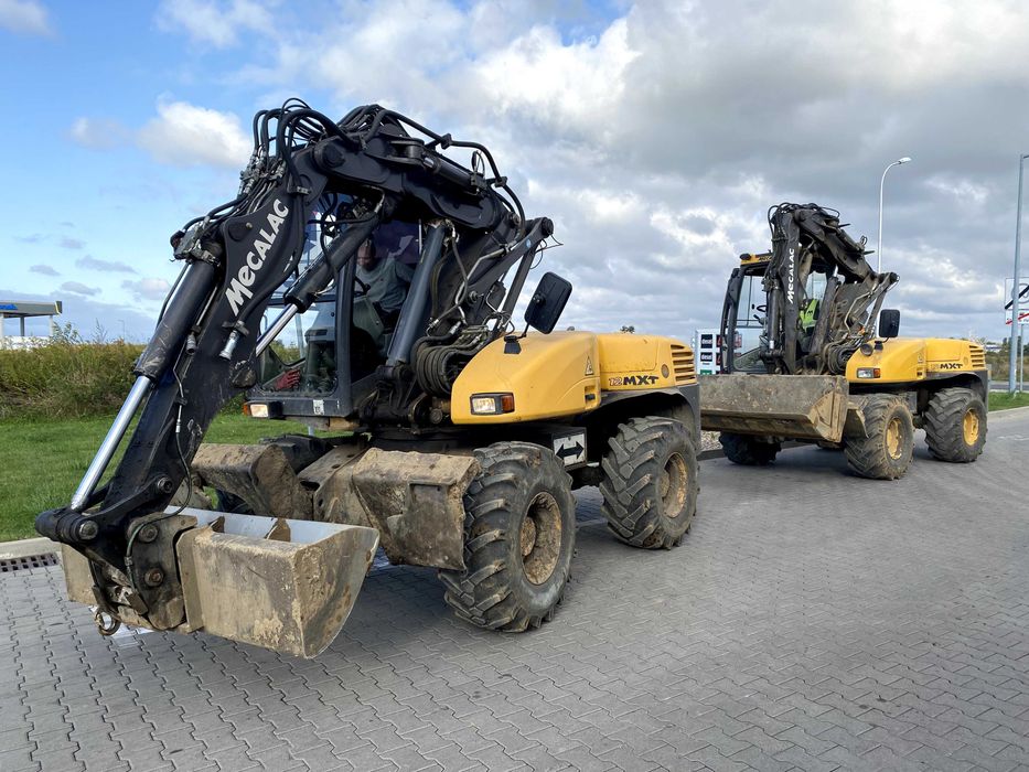 Uslugi koparka Mecalac 12 mxt roboty ziemne obsluga wyburzenia WROCLAW