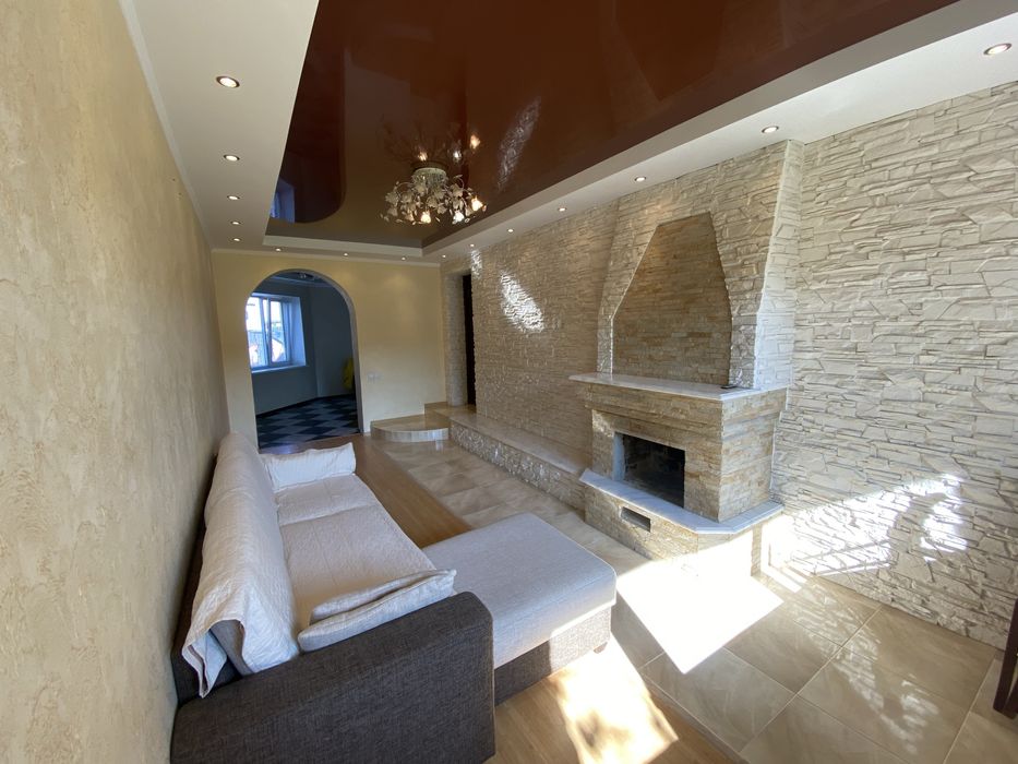 Оренда 5к будинку смт. Оброшине