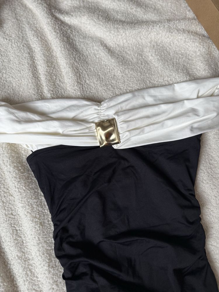 Body zara z aplikacją
