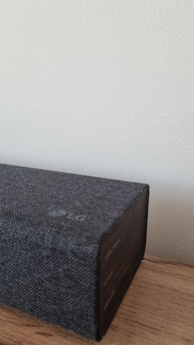 Soundbar LG SP2 (2.1 - 100 W - Subwoofer Incorporado)
