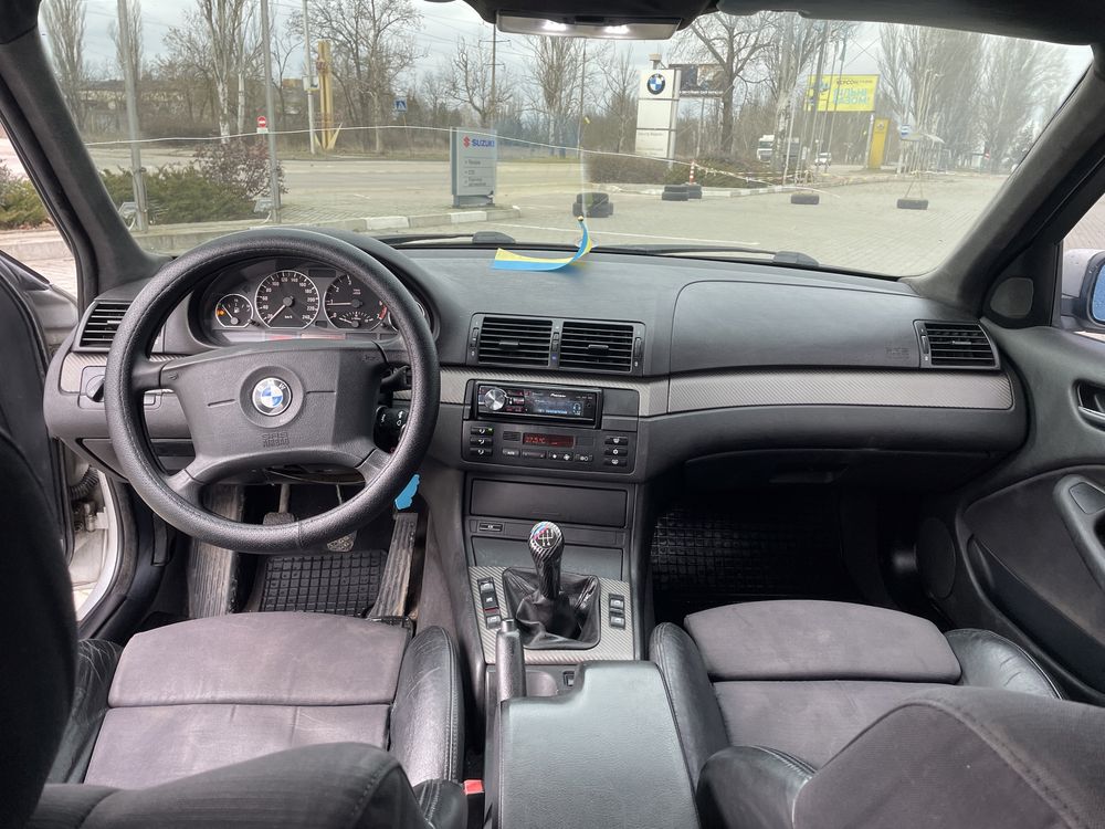 Продам BMW E46 318I