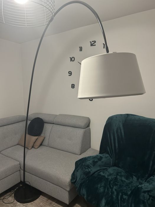 Lampa stojąca wysoka