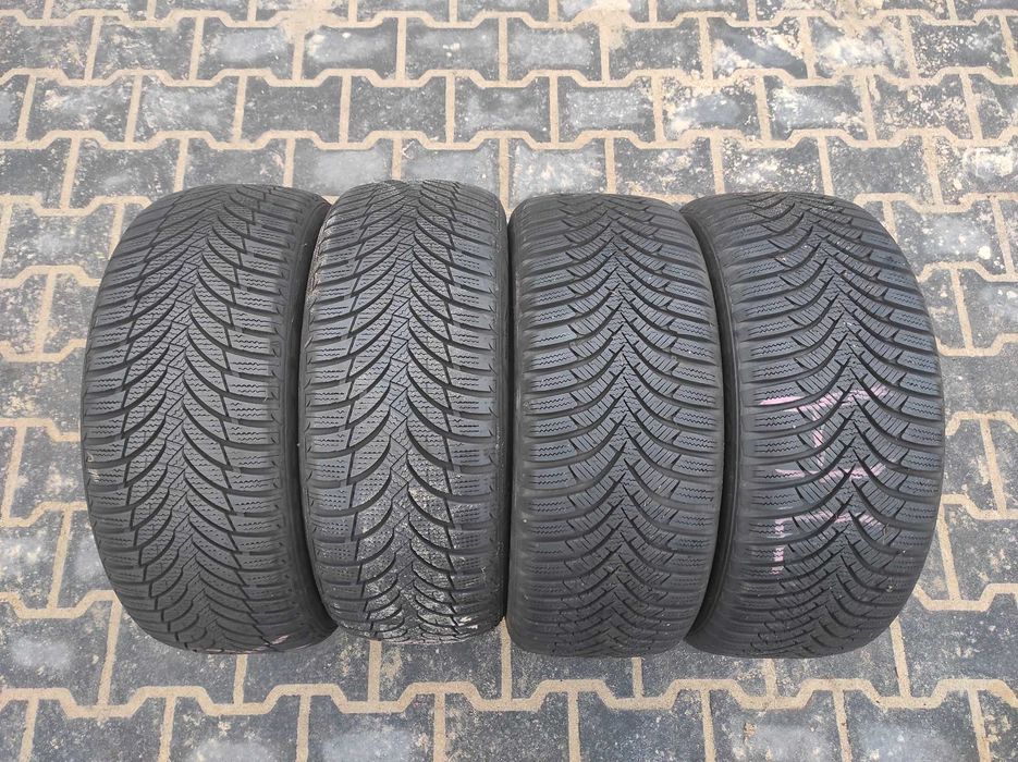 HANKOOK / NEXEN  195/50 R15 4szt  7,5mm 2022r  BDB Stan