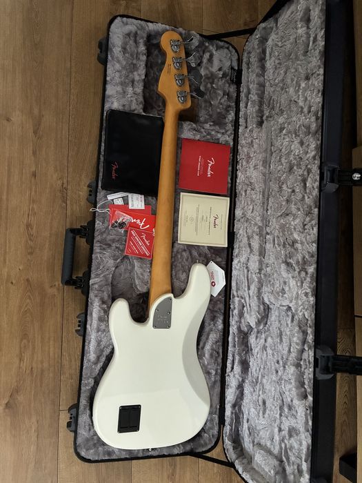 Fender American Ultra Precision Bass