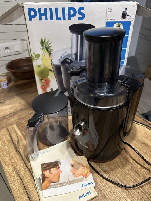 Соковижималка Philips HR1858