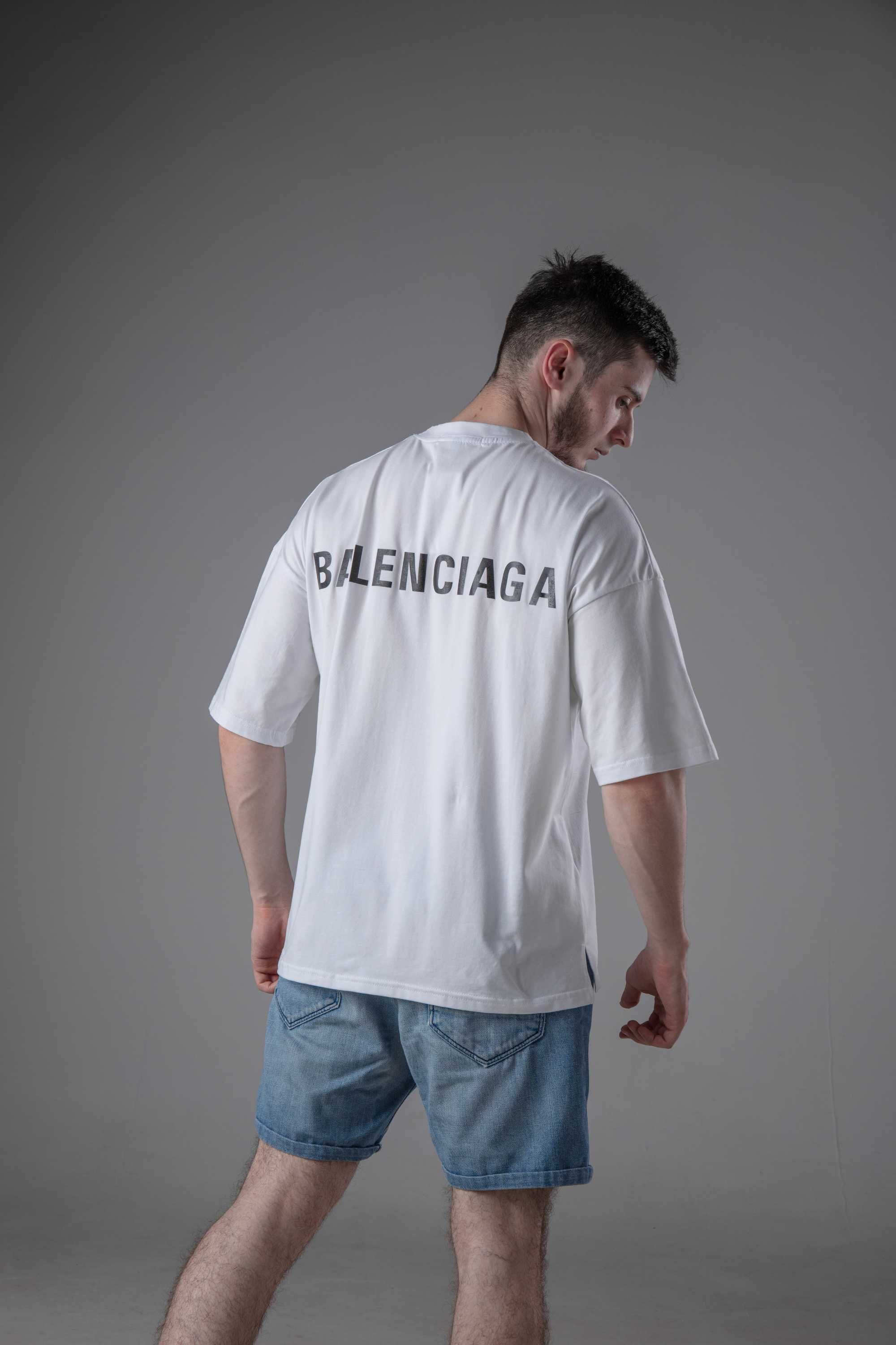 Преміум оверсайз футболка Balenciaga чорна біла футболка