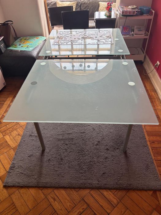 Mesa de Jantar em vidro