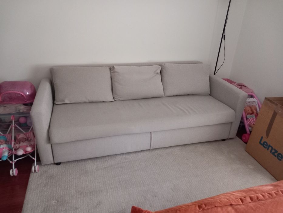 Sofá cama ikea Friheten 3 lugares bom estado
