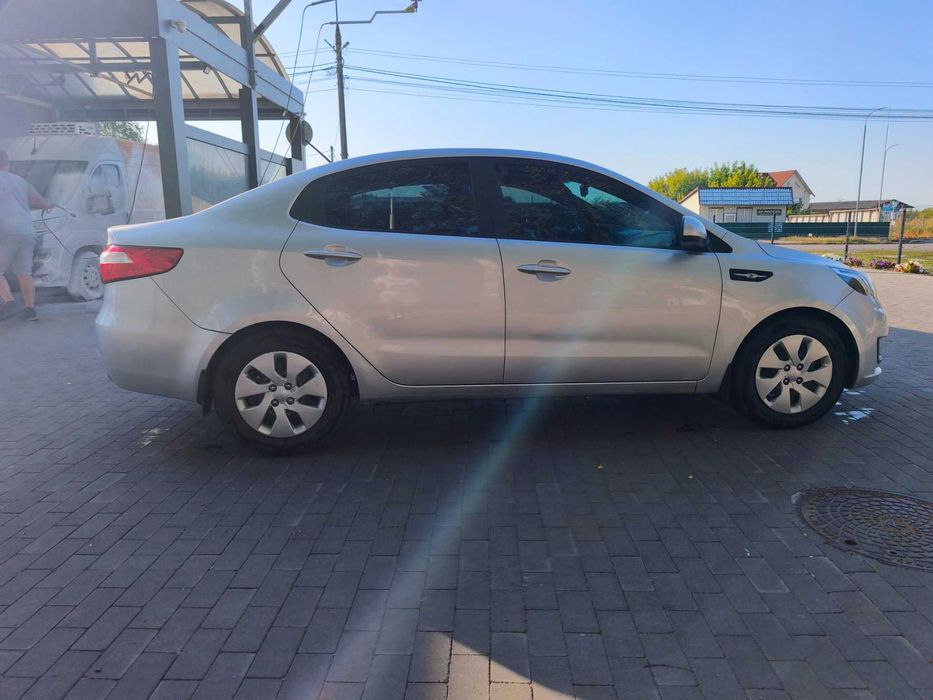 Автомобіль Kia rio