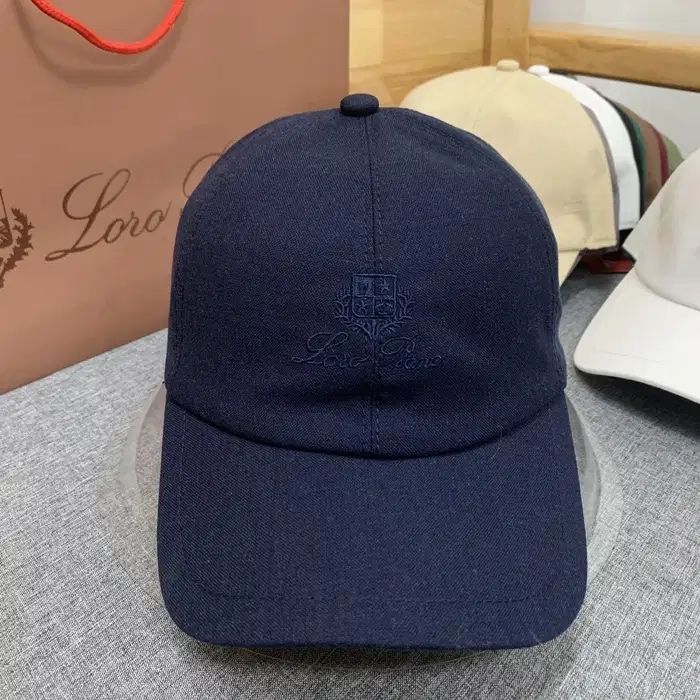 Кепка чоловіча Loro Piana