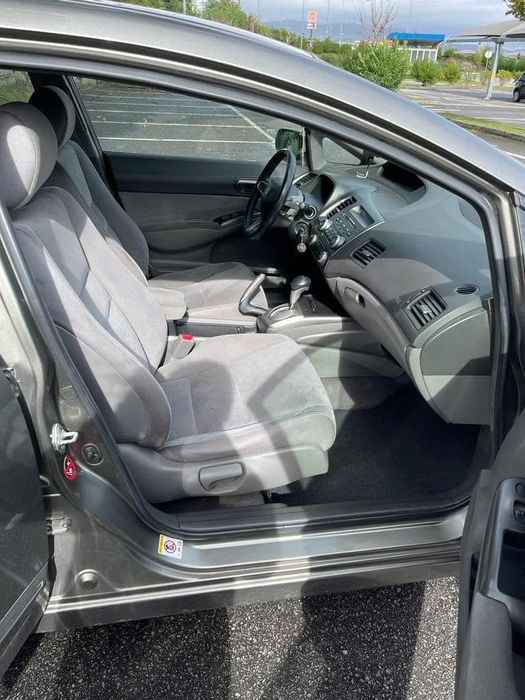 Civic Híbrido 06
