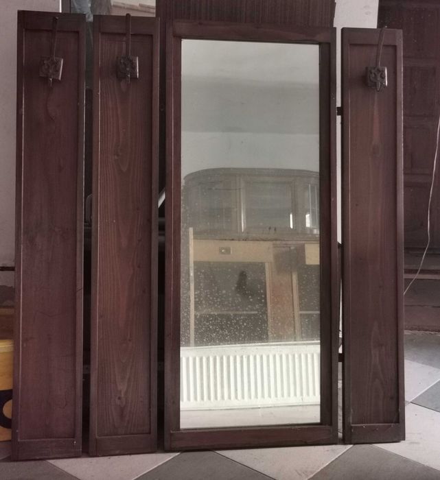Piękna stara garderoba wieszak do przedpokoju drewniany z lustrem.