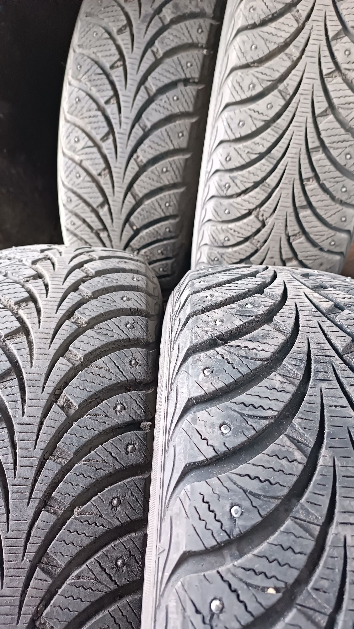 Зимние шины Sava Eskimo Stud 185/60 R15  (шип)
