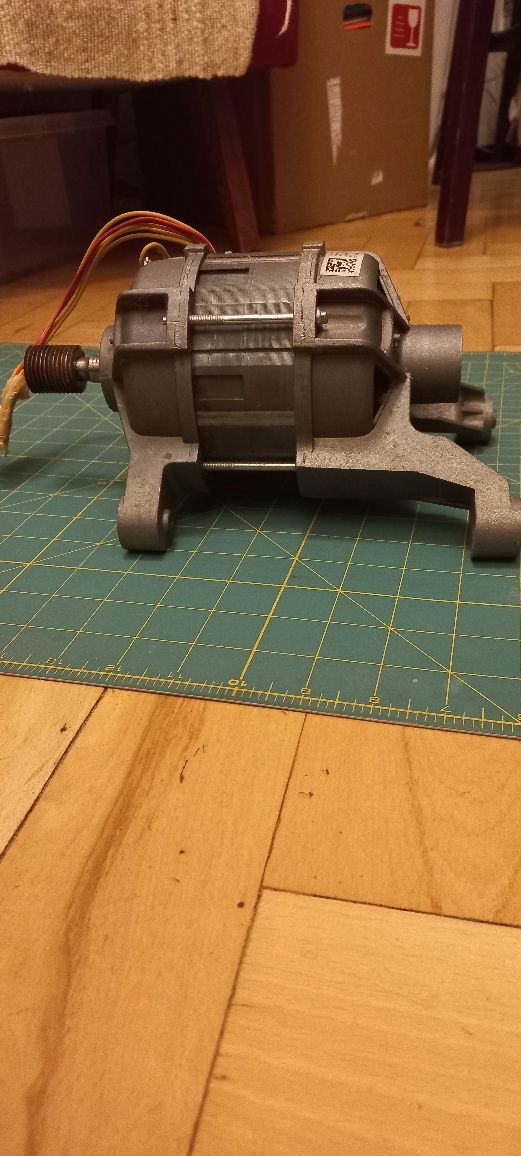 Silnik Nidec typ 20585.119
