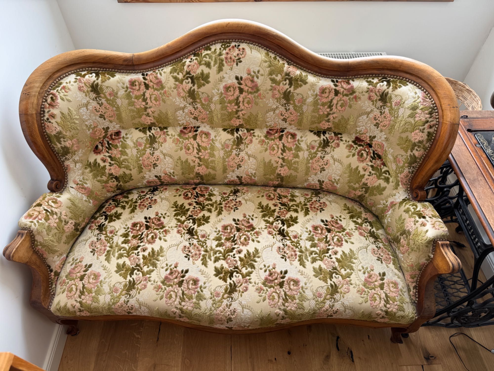 Francuska sofa Ludwik XVI, stan bardzo dobry