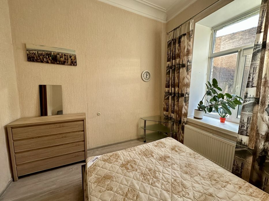 Оренда 2к 42 м2 Набережно Хрещатицька 7 Поділ Поштова метро 5 хв