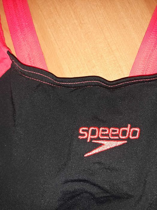 Speedo Endurance + купальник для плаванья  размер 34