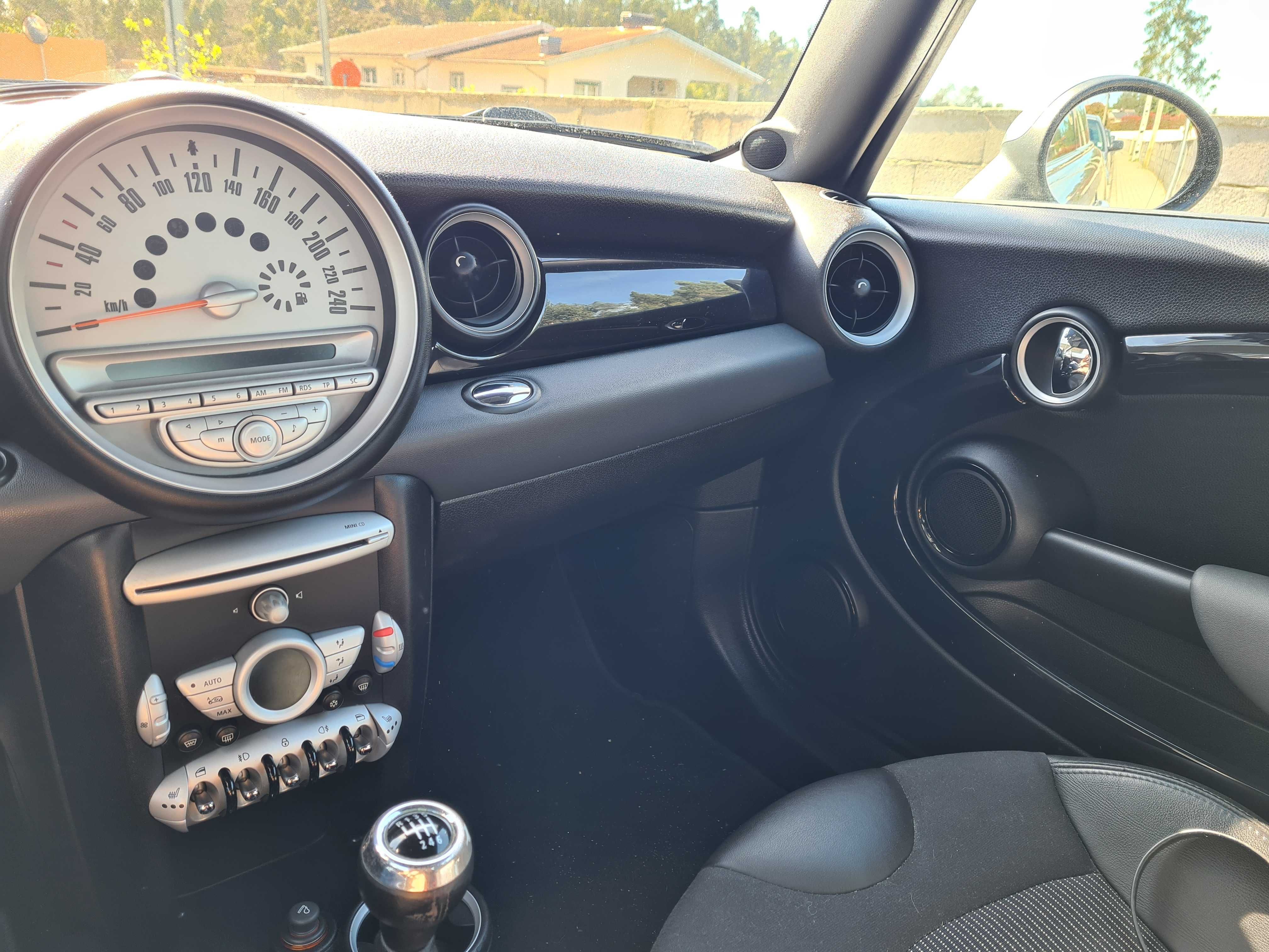 Mini Cooper S 2007 – Preto – 1.6 Turbo