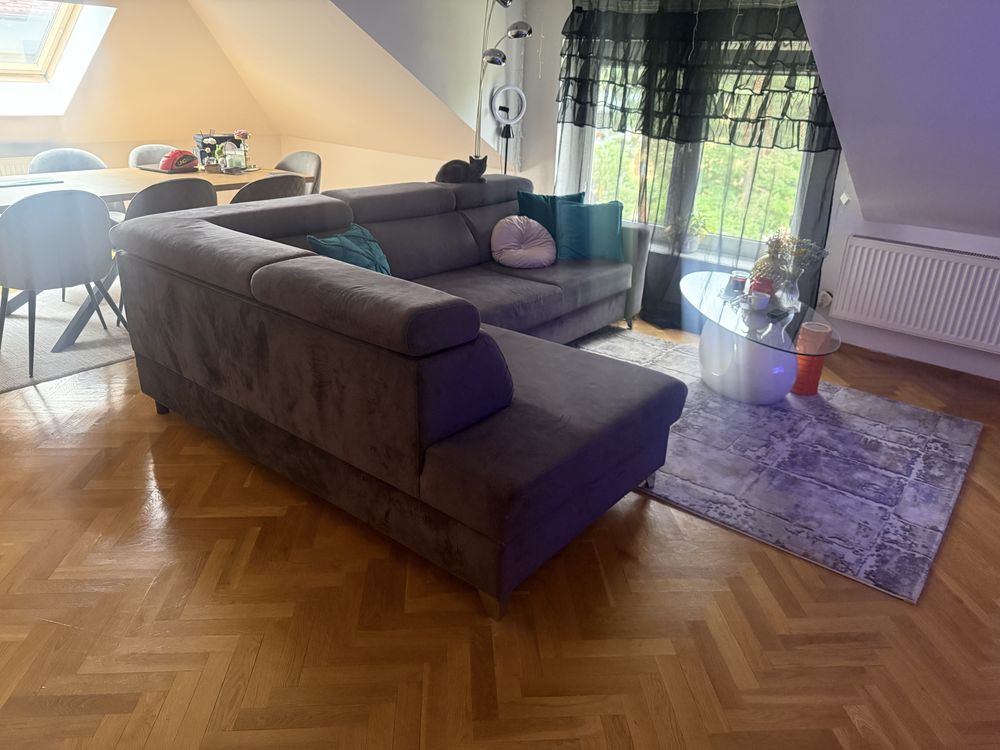 Naroznik z funkcja spania